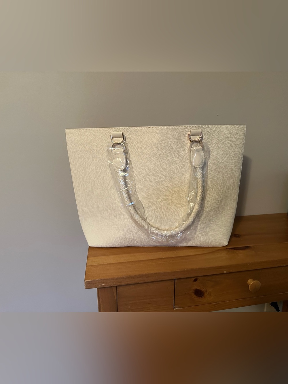 Classic Cream Tote Bag - Picture 9 of 11